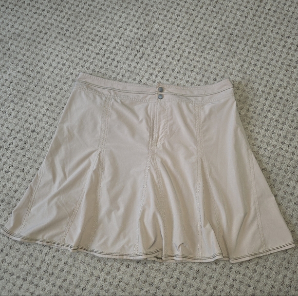 Title nine Pants - Title Nine Women's Beige Skort